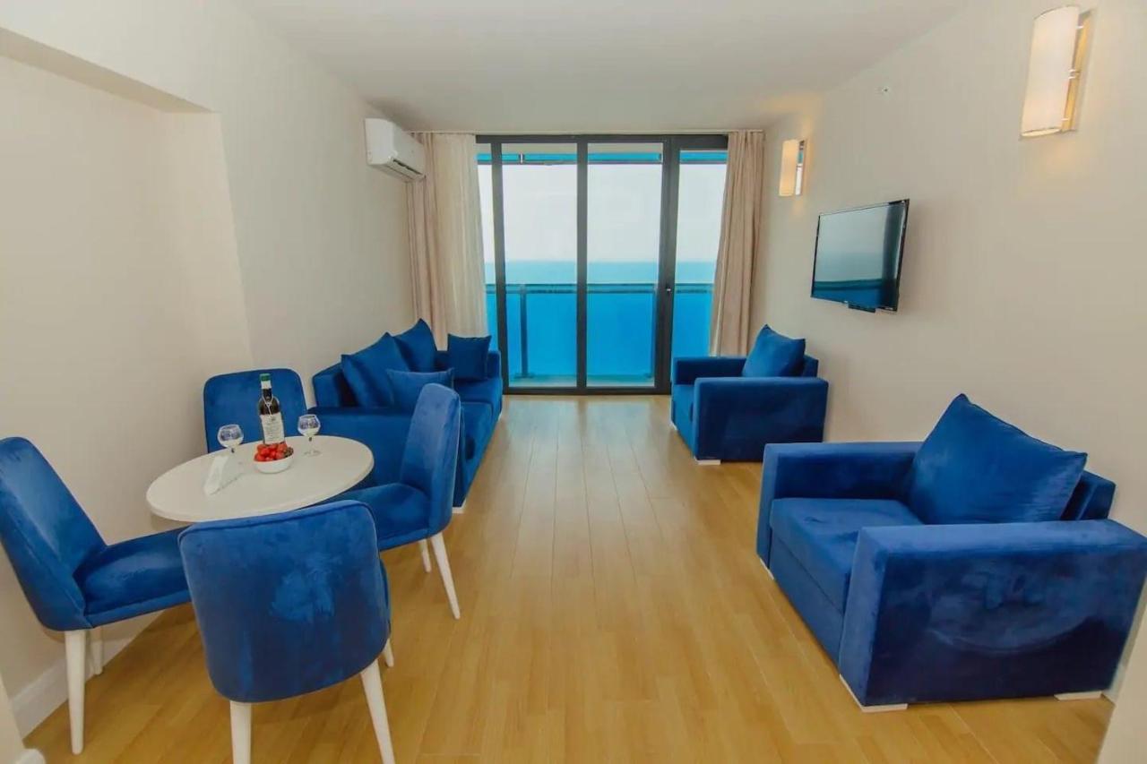 Orbi City Luxury Towers Aparthotel Batumi Exterior foto